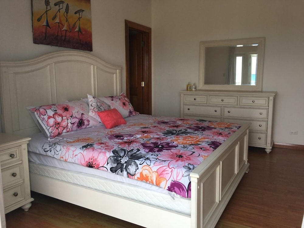 Blue Orchid Villa
