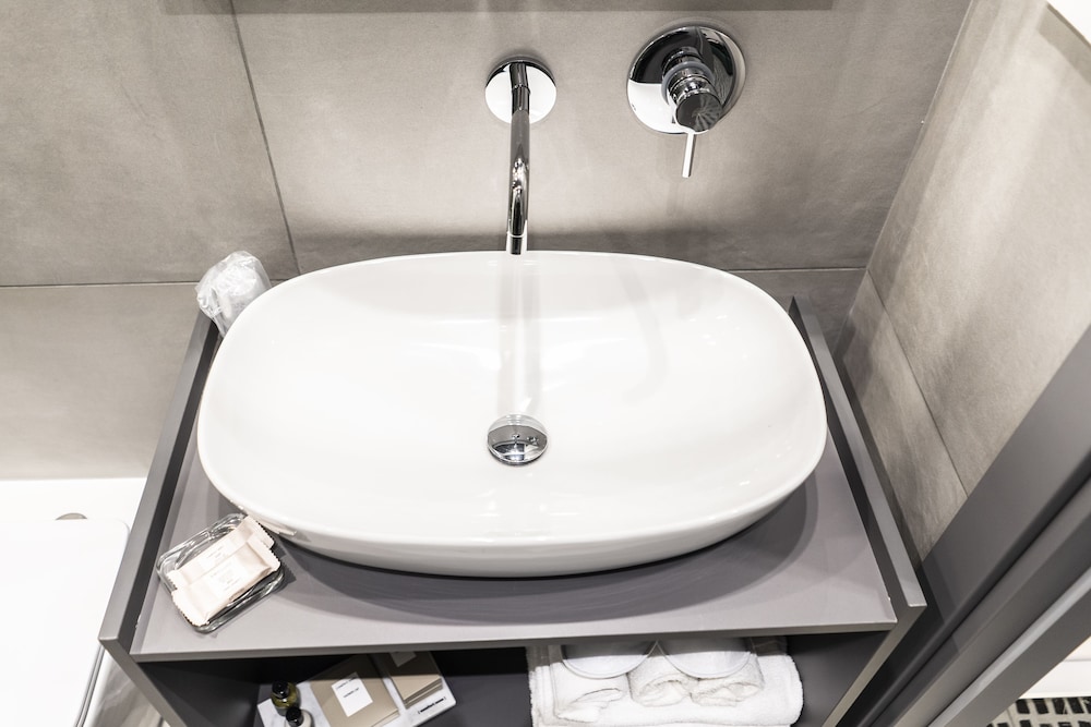 Three Rooms Toledo Luxury
