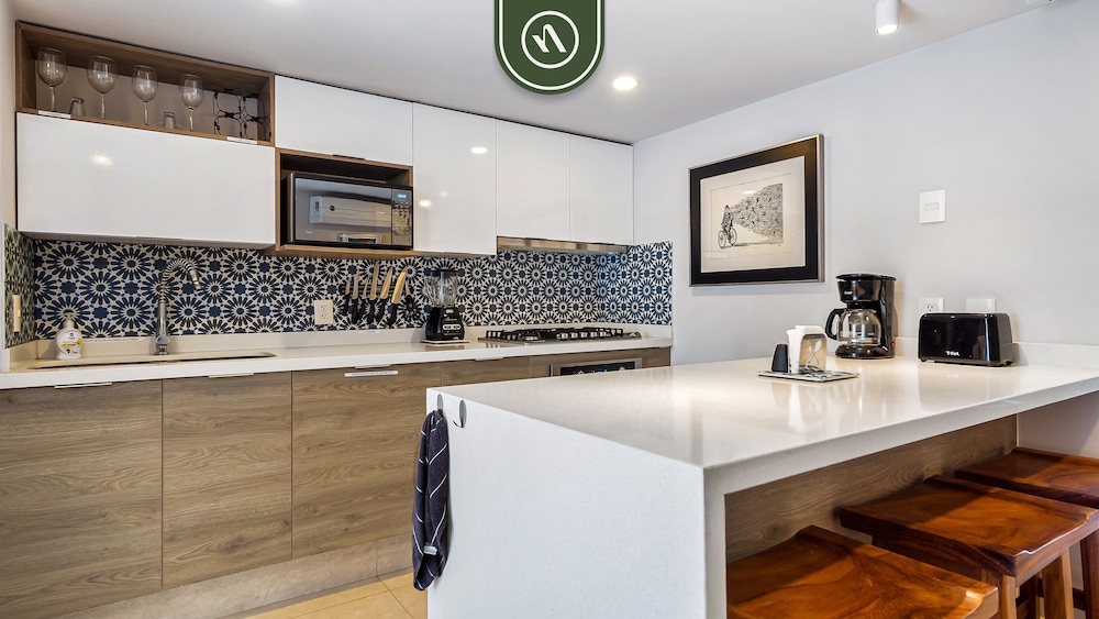 Harbor 171 by Naya Homes