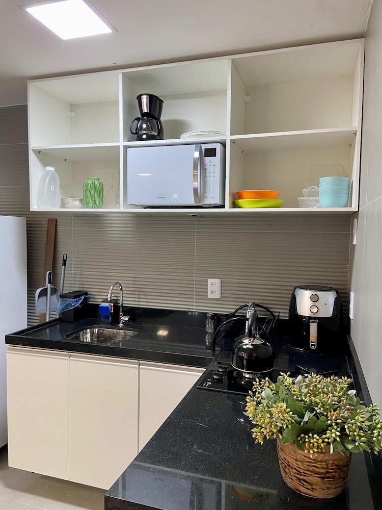 Flat a 120 metros das Piscinas Naturais