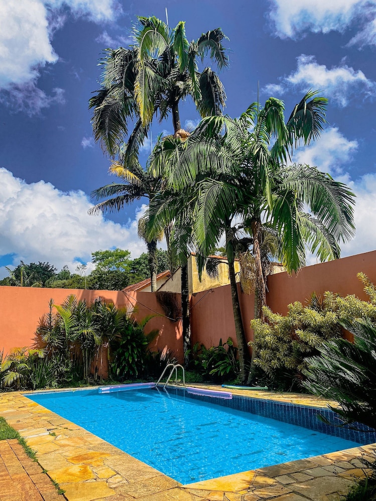 Casa espaçosa na Granja Viana