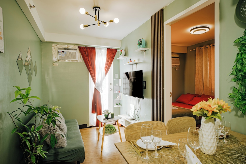 🌿 Stylish & Serene Stay in Davao City 🌿