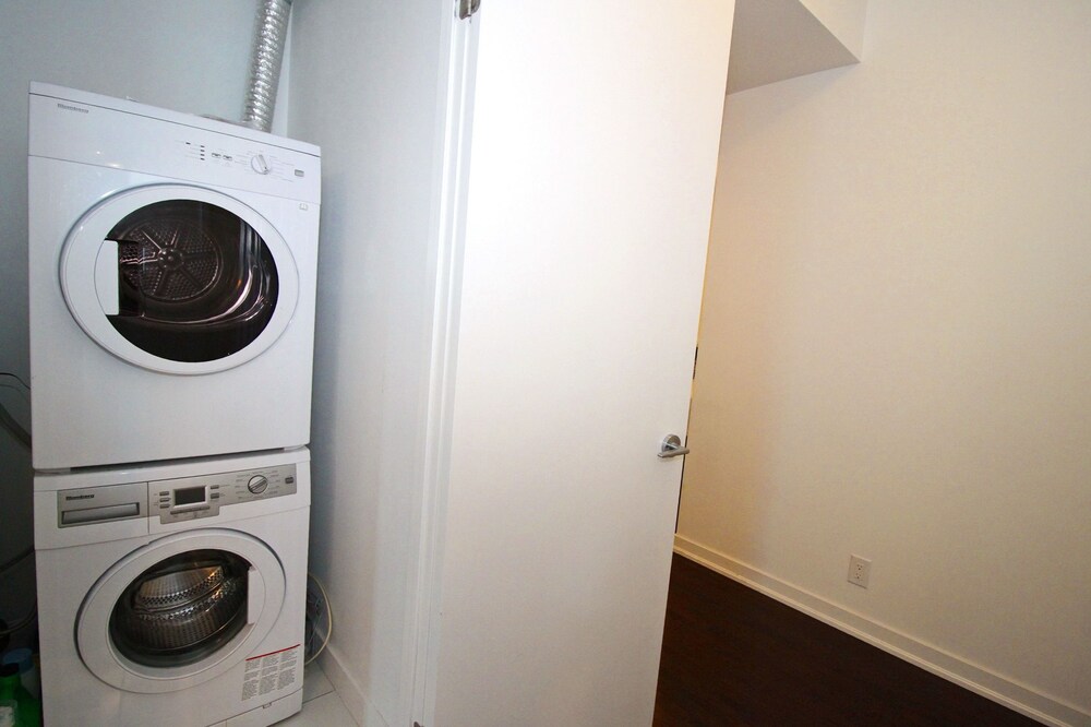 Presidential 3Br Condo - Core Downtown