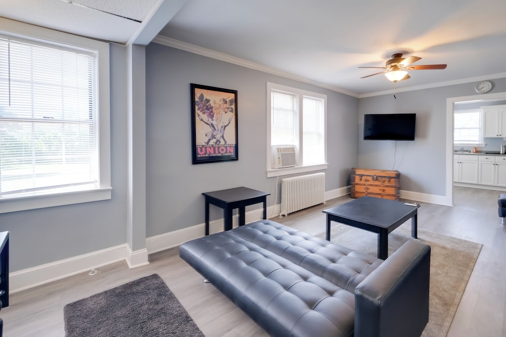 Gastropub On-site: Loudoun Wine Country Apartment
