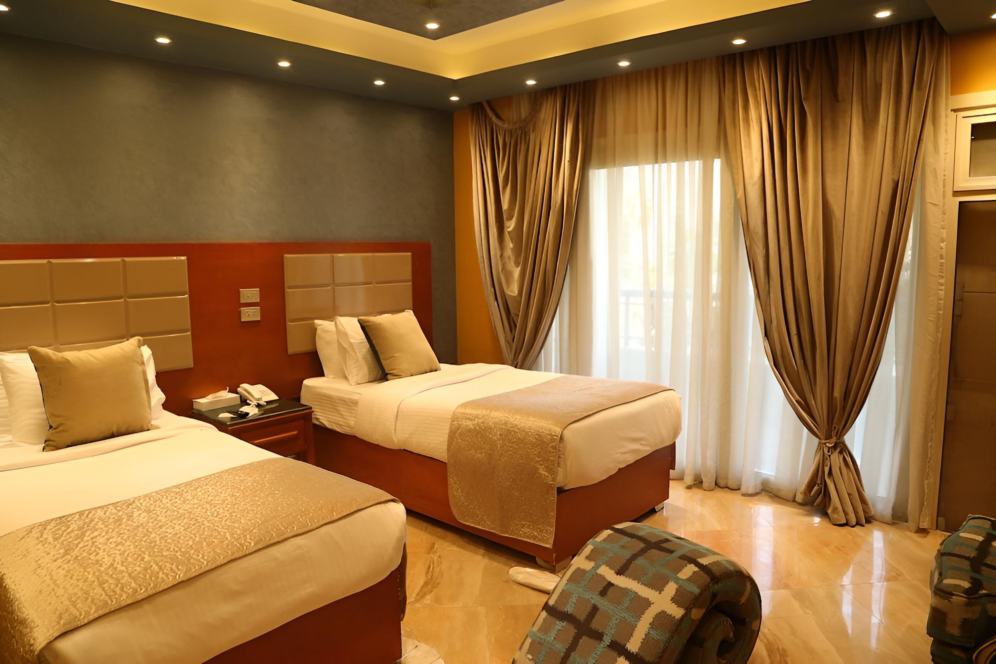 Grand Nile Royal Hotel at Nile Plaza