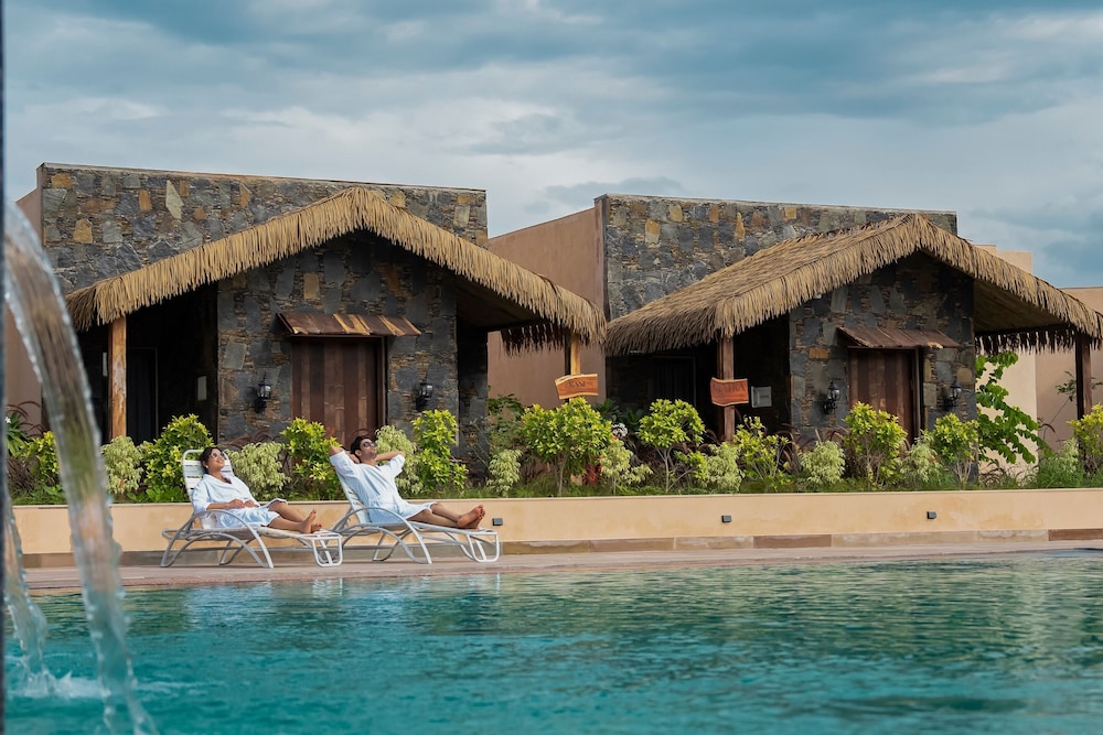 Vallora Retreat Jawai Luxuria by Moustache