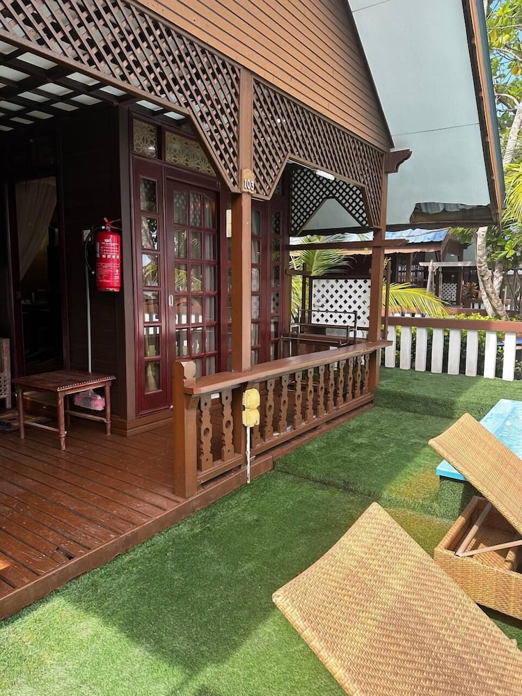 Perhentian Island Coralview Resort