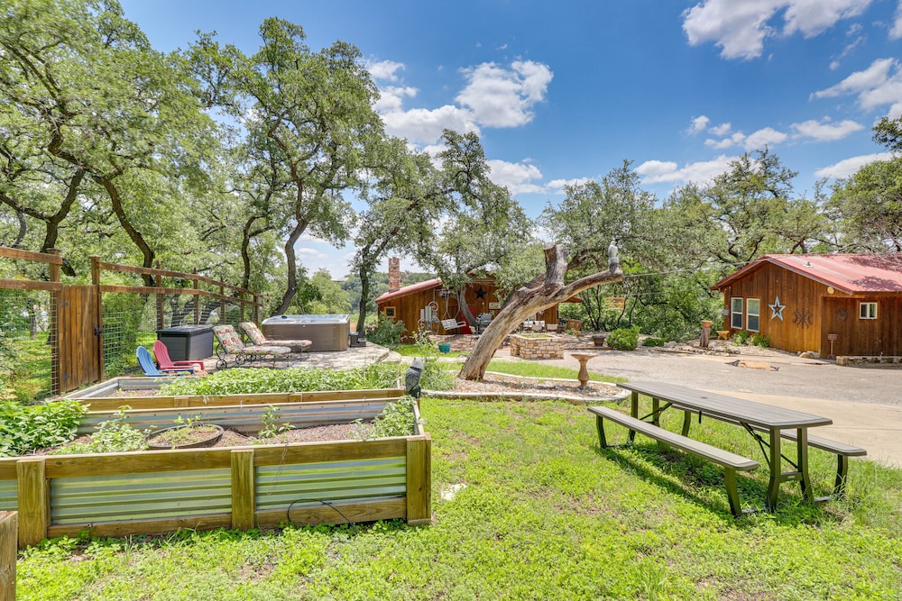 Waterfront Spicewood Home: Deck, Fire Pit Grill - Property Image 8