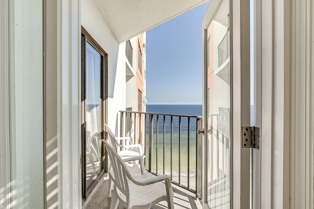 Steps to Myrtle Beach: Condo w/ Resort Amenities