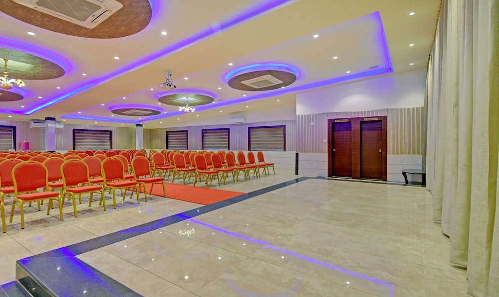 meeting & event spaces
