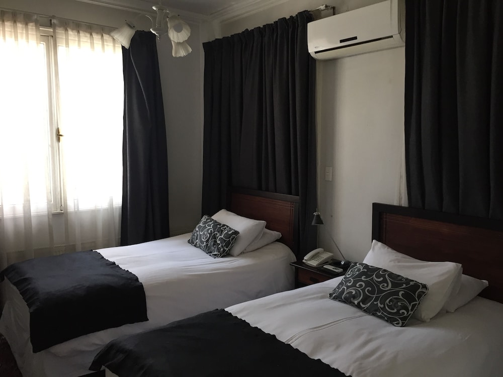 WE Hotel