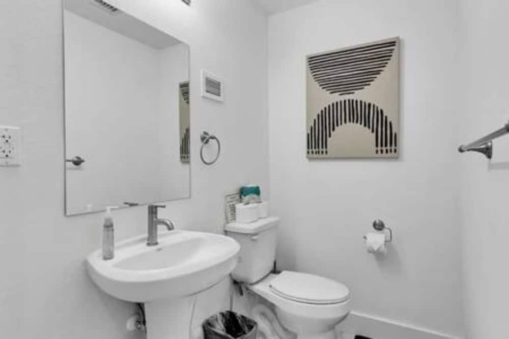 25893 Sw 144 CT 3 Bed 2 5 Bath Townhome Rooftop 1 Parking Spot