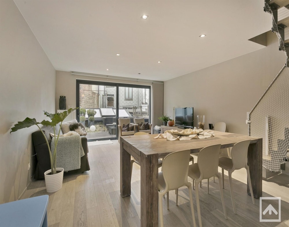 Duplex in Blankenberge Steps From Seafront