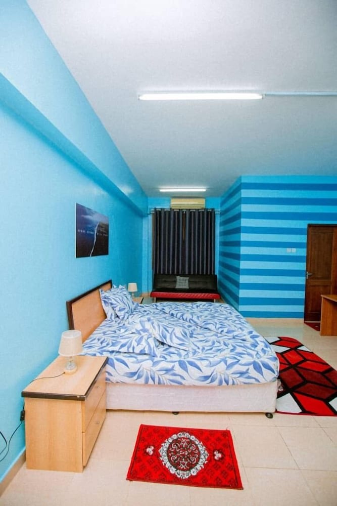 Queen Rentals - Studio Apartments Masaki view 4