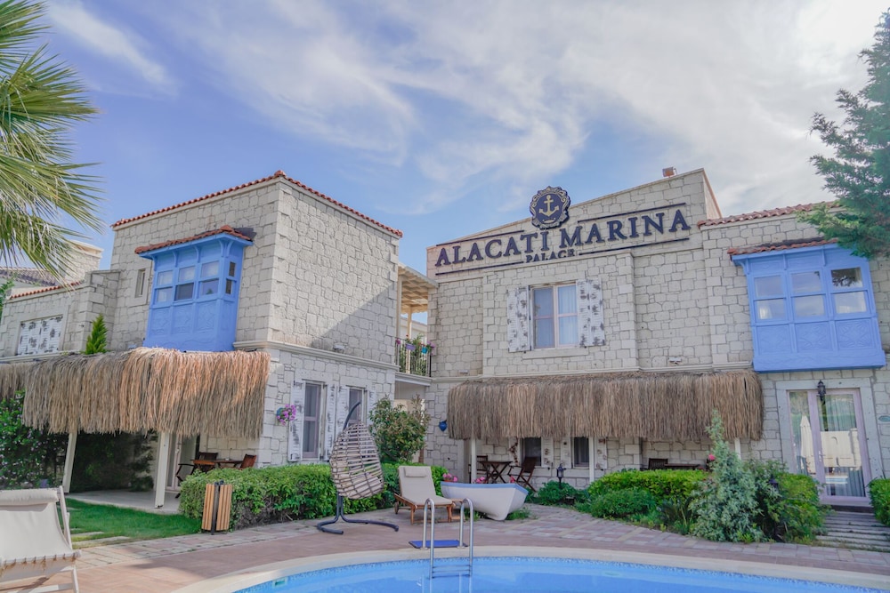 Alacati Marina Palace Otel - Image 38