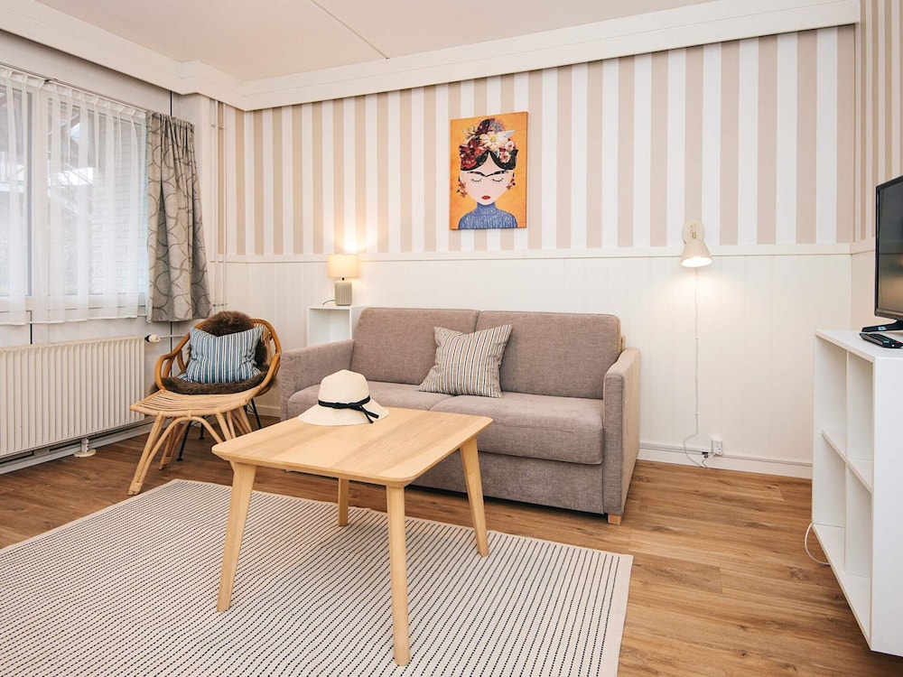 6 Person Holiday Park Home in Romo