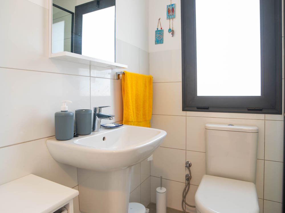 Homely and Convenient Apartment With Lovely sea View