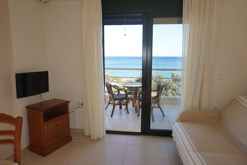 Portela Suites Kampoula