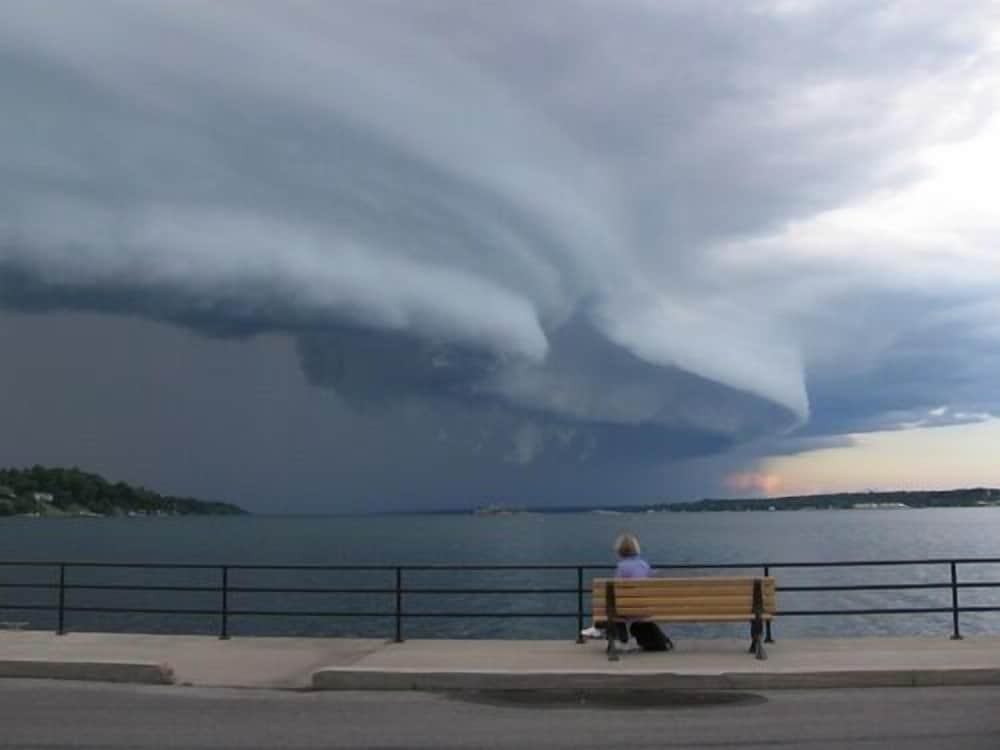 Brockville Vacations - The Noble Suites - Property Image 38