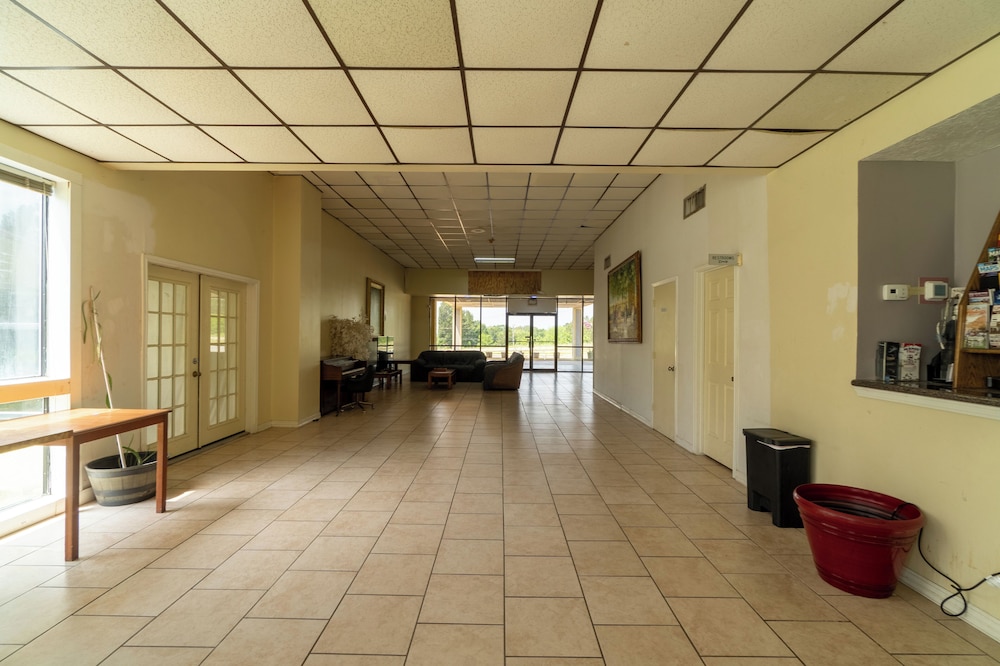 Economy Inn By OYO Livingston TX Hwy 59