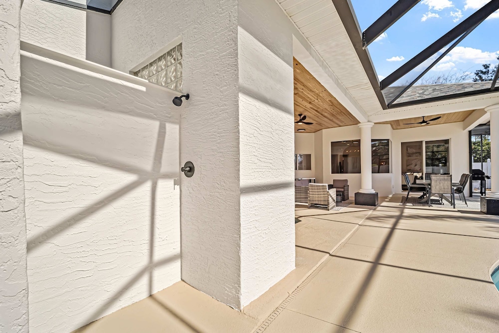 Luxury Retreat With Pool in Palm Coast