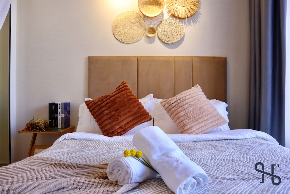 The Shore by Homesuite' photo 2