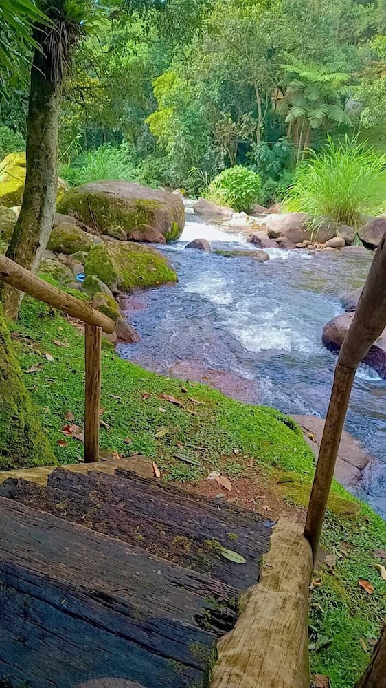 POUSADA PALMEIRA AZUL