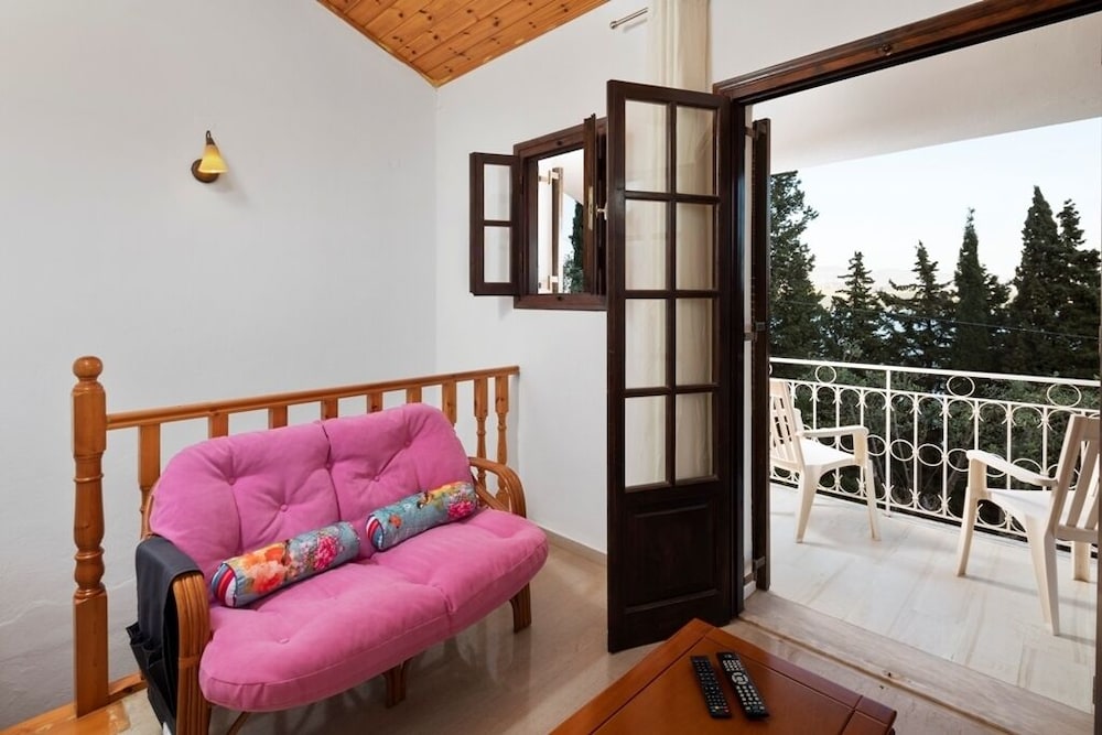 Temperes Apartments view 4