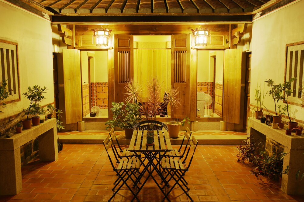 Horseshoe Crab Cottage - Hostel