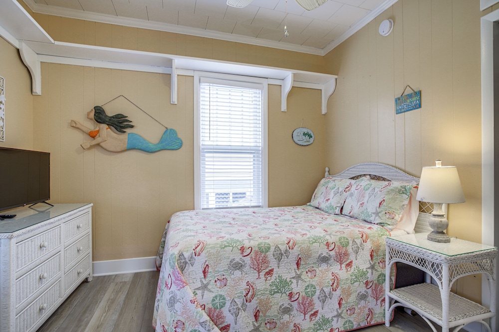 Near Beach & Boardwalk: Ocean City Home w/ Porch view 2