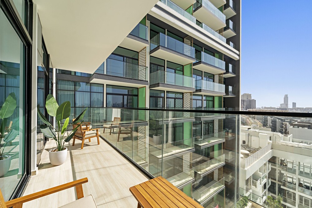 Binghatti Emerald - 511 2BD
