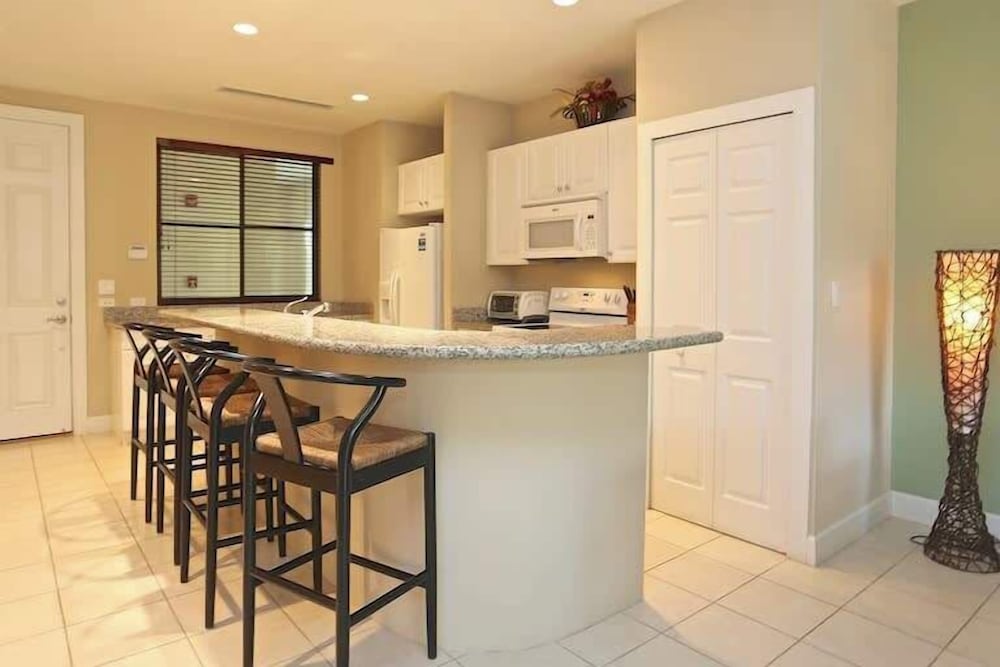 Luxurious Pacifico 2bed condo in Playa Coco