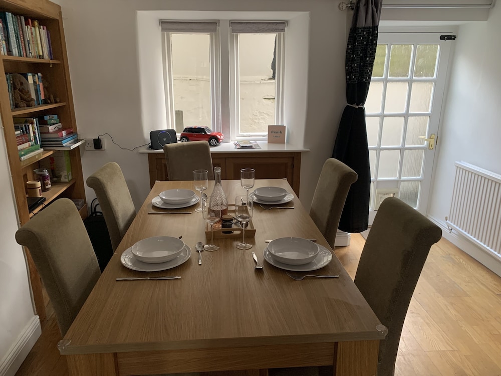 Bear Pit Cottage