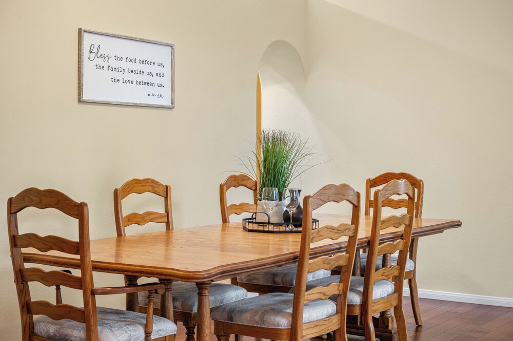 Explore Ramona's Vineyards: Tranquil Home w/ Yard