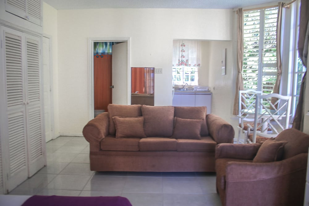 Columbus Heights Apartments view 2
