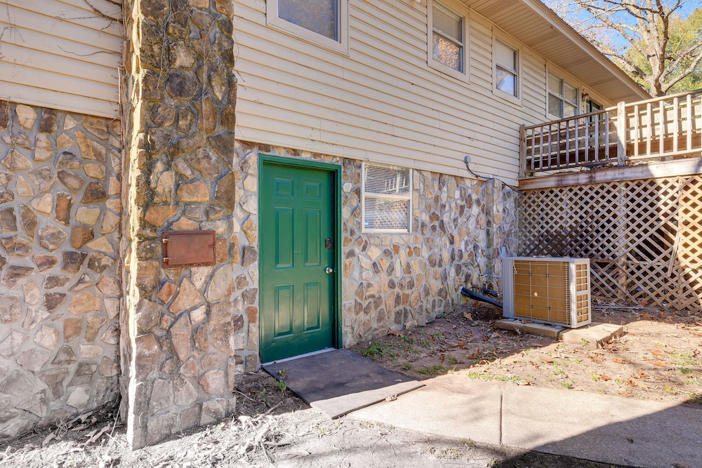Comfortable Alabama Apartment: Pets Welcome! view 2