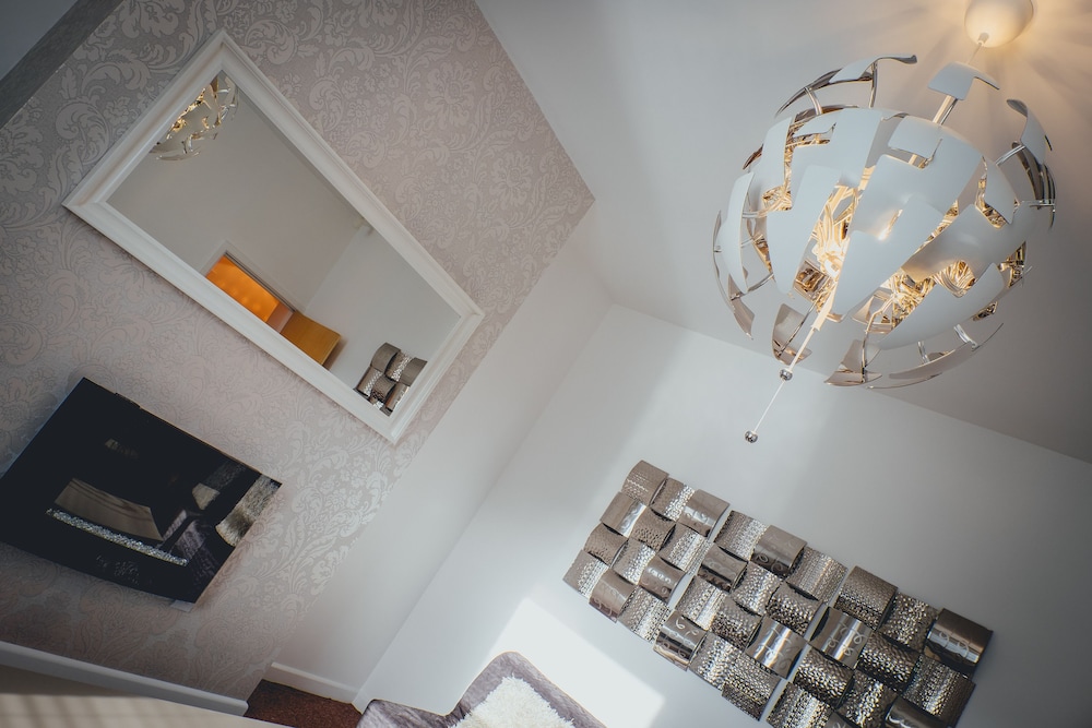 The Penthouse - Simple2let Serviced Apartments