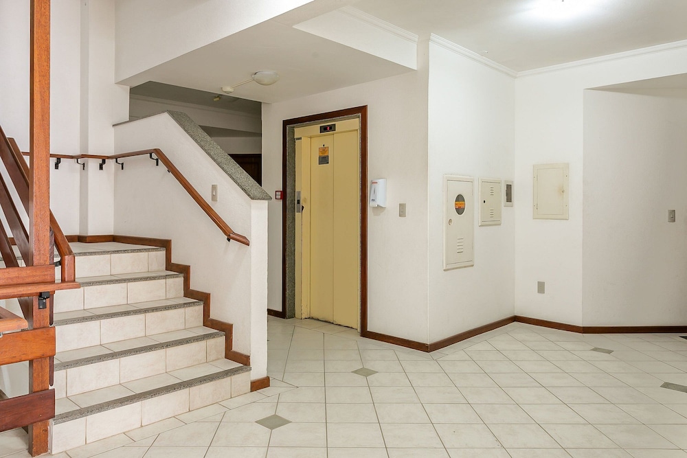 Cozy Two-story House Just 120m From the Beach! EDE