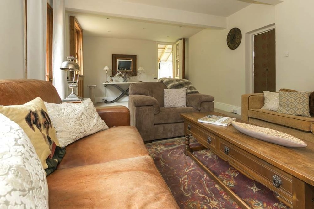 Bournes Farmhouse