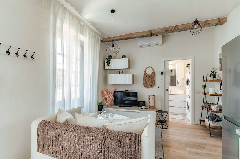 Nest & Rest