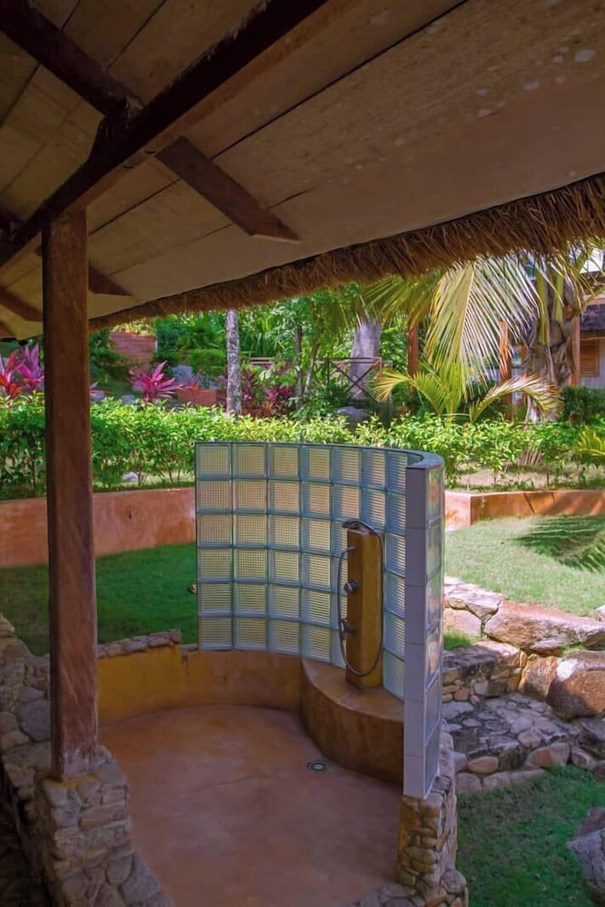 Lou Moon Eco-Luxury Resort