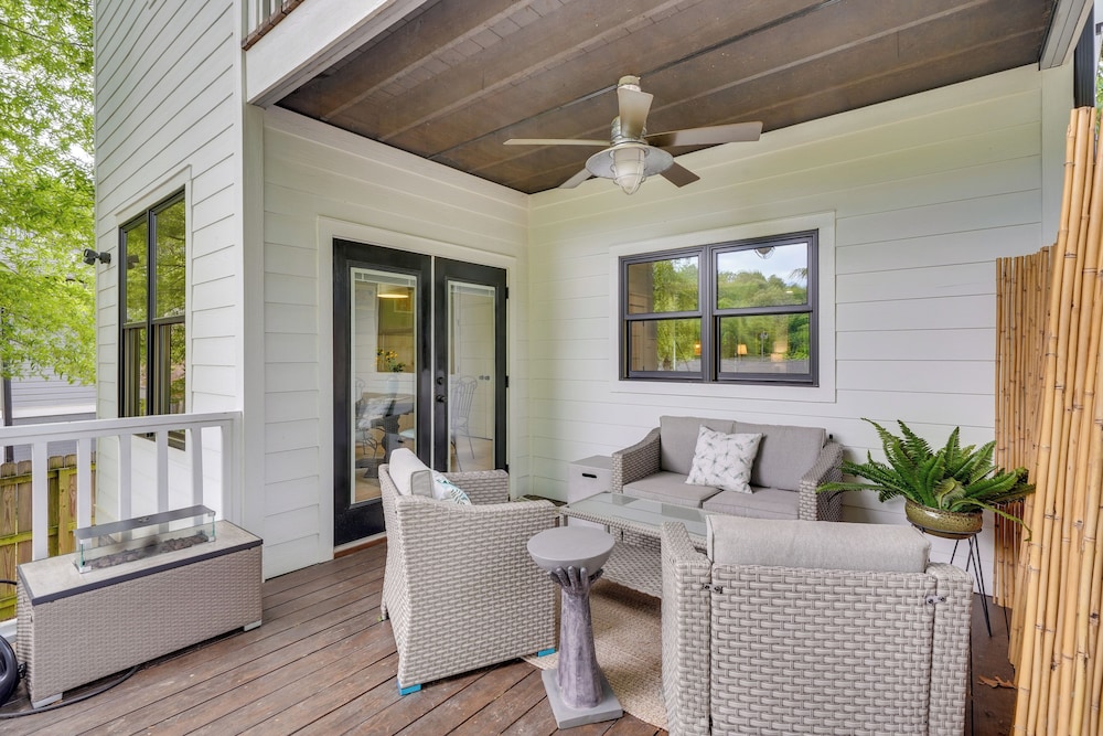 1 Mi to Dtwn: Upscale Retreat in Durham!