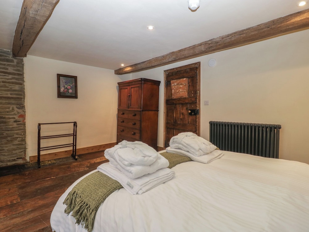 Evenjobb Court Farmhouse
