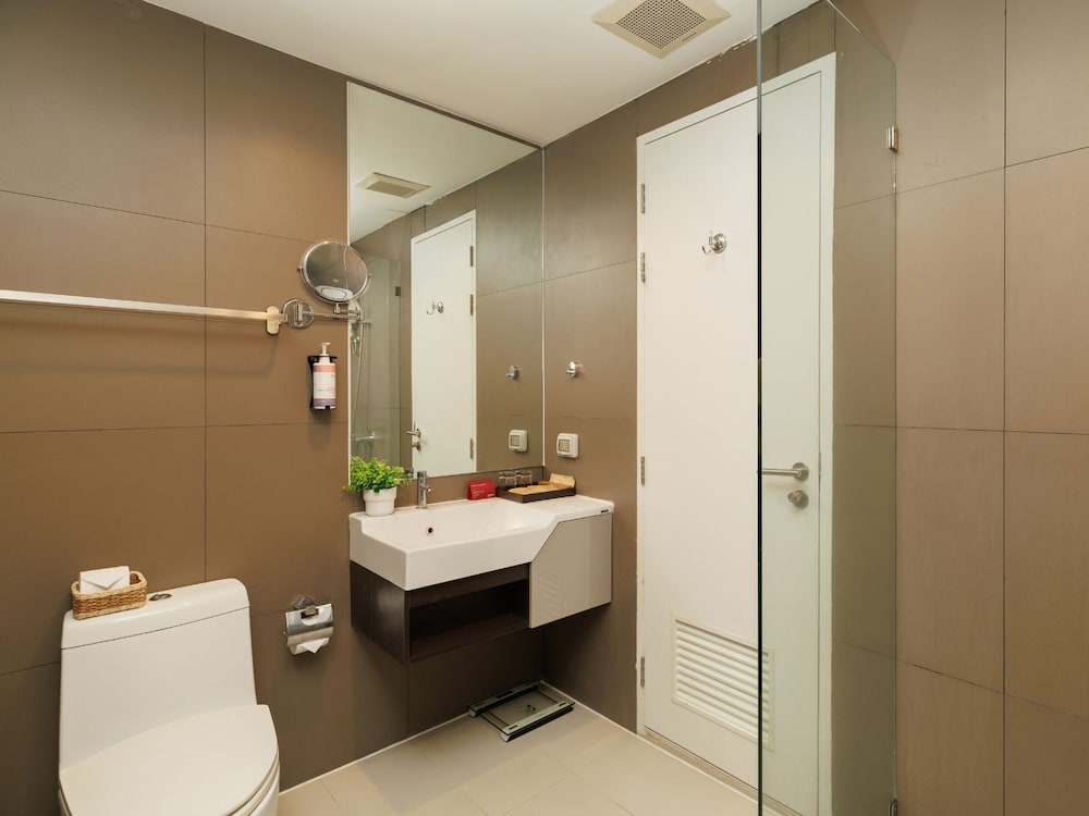 Mövenpick Residences Ekkamai Bangkok 16