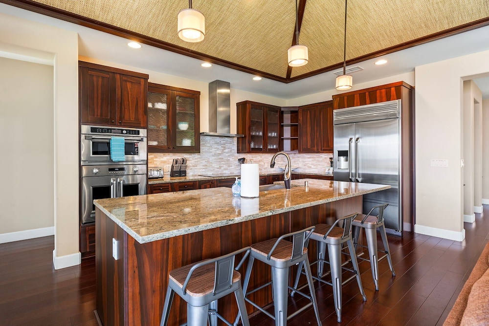 Ocean Front - Private Pool & Grill - Vrkcv
