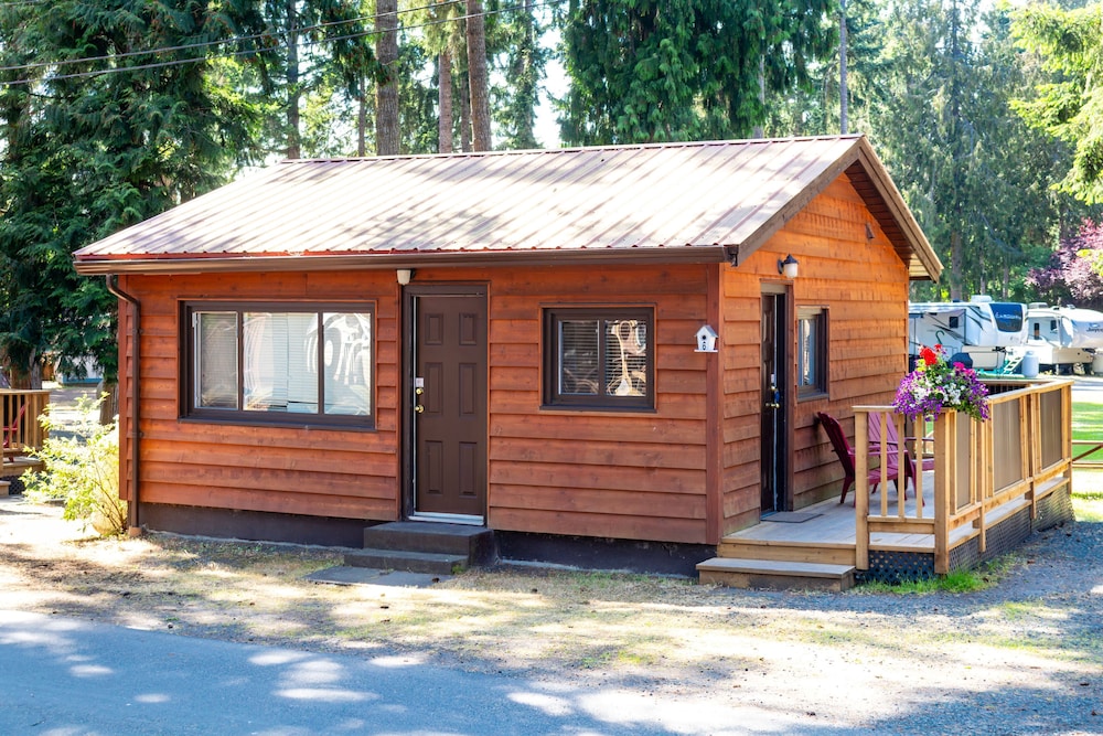 Parksville Vacations - Riverbend Cottages  RV Resort - Property Image 5