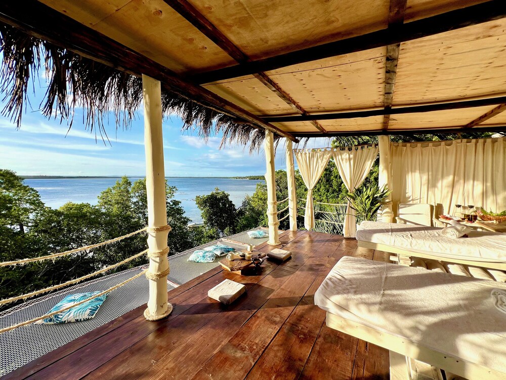 Rock and Sea Resort