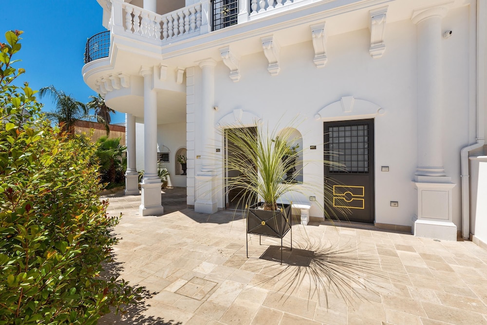 2448 Palazzo Montagna - Suite by Barbarhouse view 4