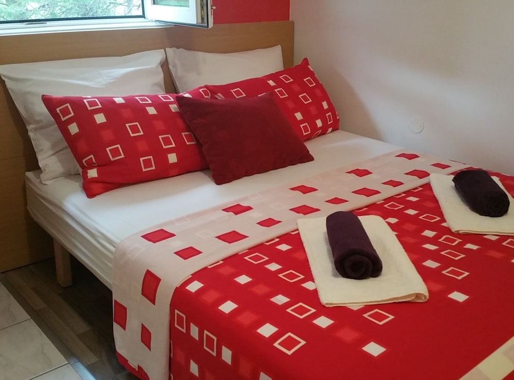 Colorful Family Apartments in Vodice