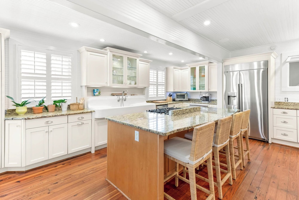 Cake by the Ocean Tybee Vacation Rentals